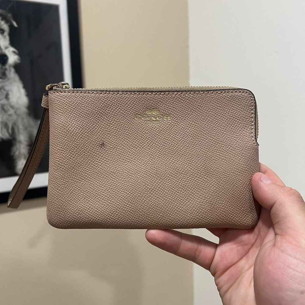 y2k 2000s Coach Leather Wrislet / pochette
